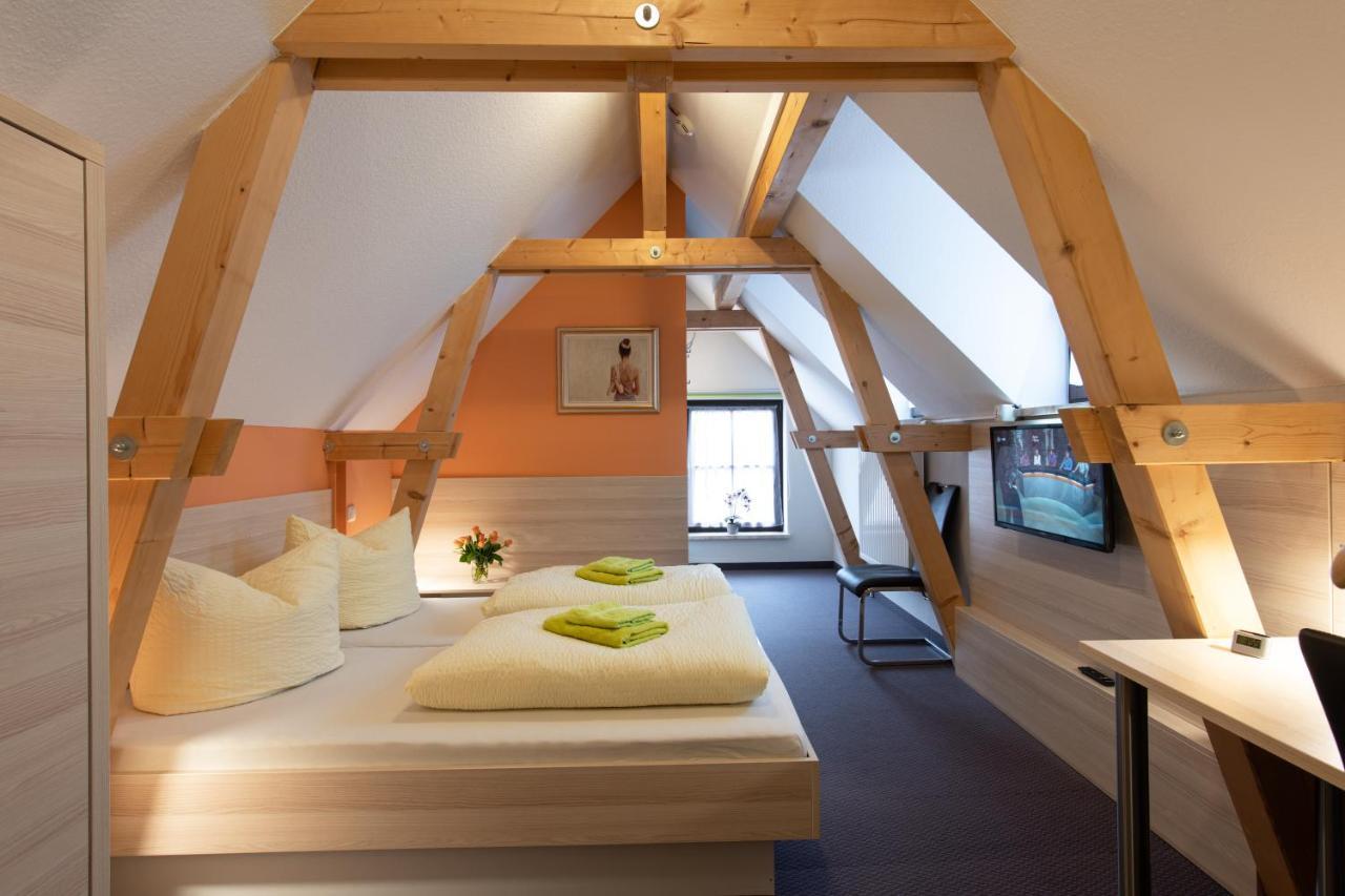 Pension-Cafe-Libelle Elxleben bei Arnstadt Buitenkant foto